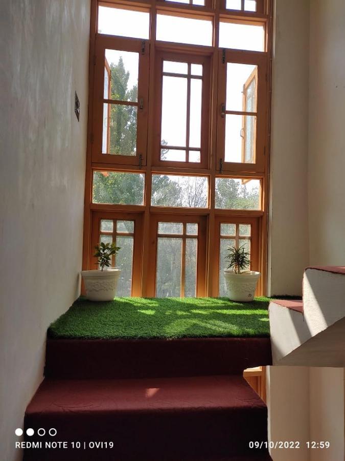 Green Resort Srīnagar エクステリア 写真