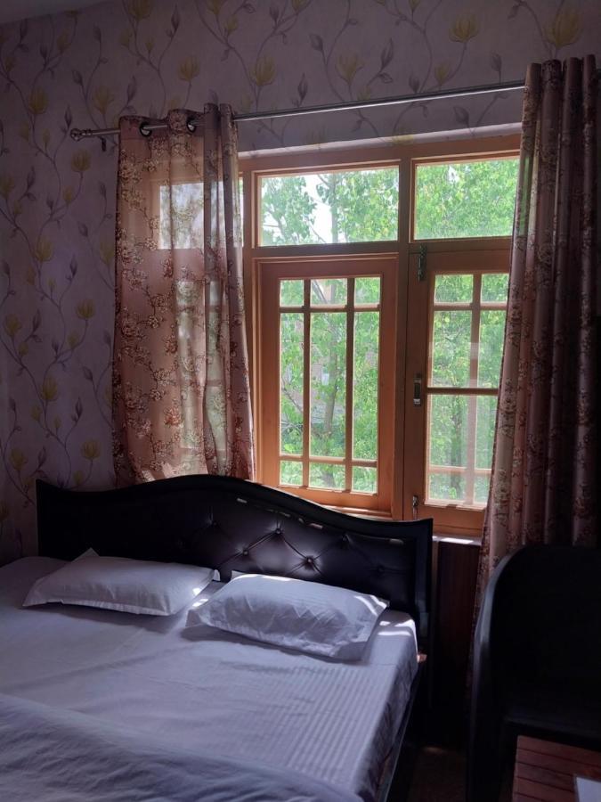 Green Resort Srīnagar エクステリア 写真