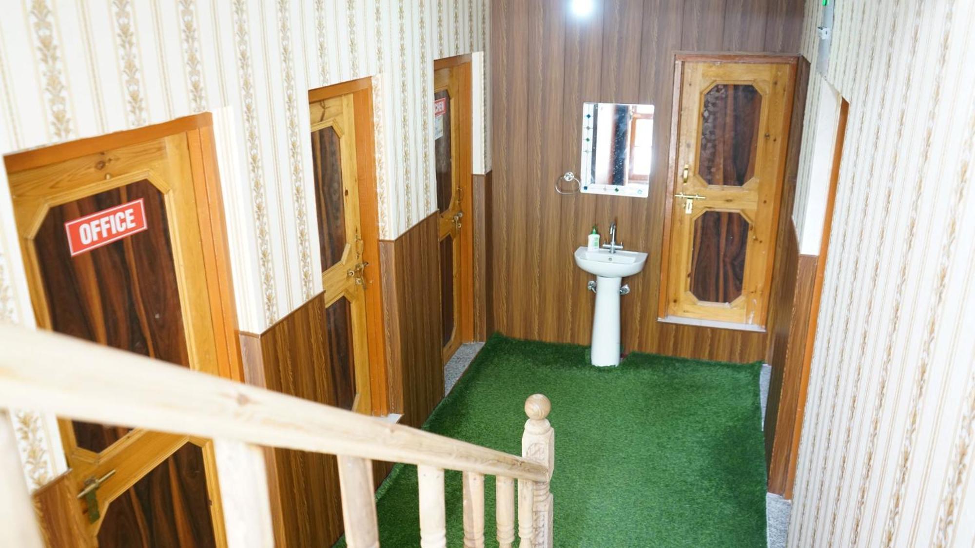 Green Resort Srīnagar エクステリア 写真